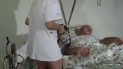 Watch video sex hot Krankenschwester hilft alten Patienten mit einem Fick im KH fastest of free