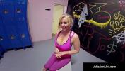 Download video sex 2022 Famed Milf Julia Ann Gets Jizz At Gym With POV BJ Head Cam excl Mp4 online