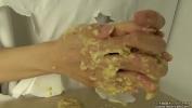 Download video sex Hand crush fetish Women crush pudding by hand