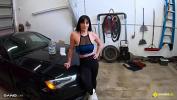 Video sex new Roadside Fit Girl Gets Her Pussy Banged By The Car Mechanic online