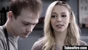 Video porn Hot teen barista blows boyfriend behind the counter online high speed